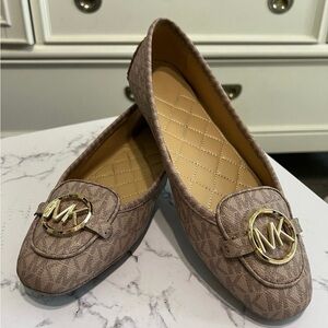 Michael Kors Monogram Tan Loafers with Gold Accent
